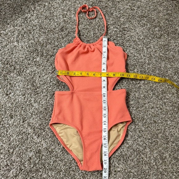 Old Navy Girls Peach Swimsuit Size Medium - Picture 8 of 8